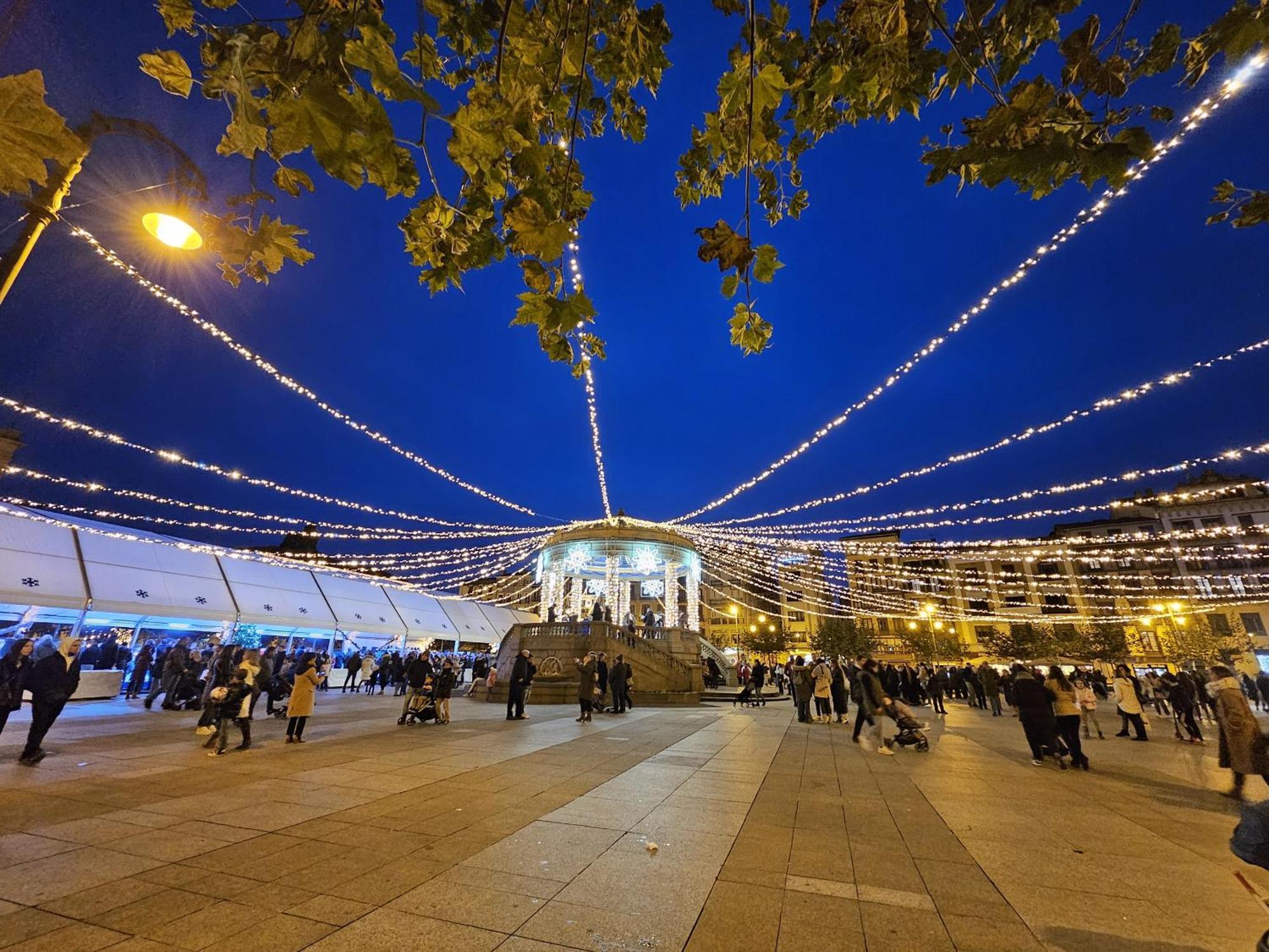 Fuente De Navarreria By Clabao Pamplona Exterior foto
